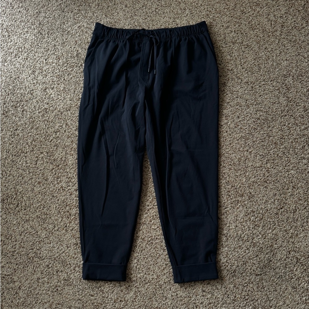 Lulu Lemon Cuffed Ankle Pants Size 10